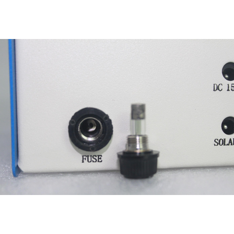 Портативна сонячна електростанція DC 100 Вт, 12 В / 50 Аг, Poly 18 В / 100 Вт Прев'ю 4